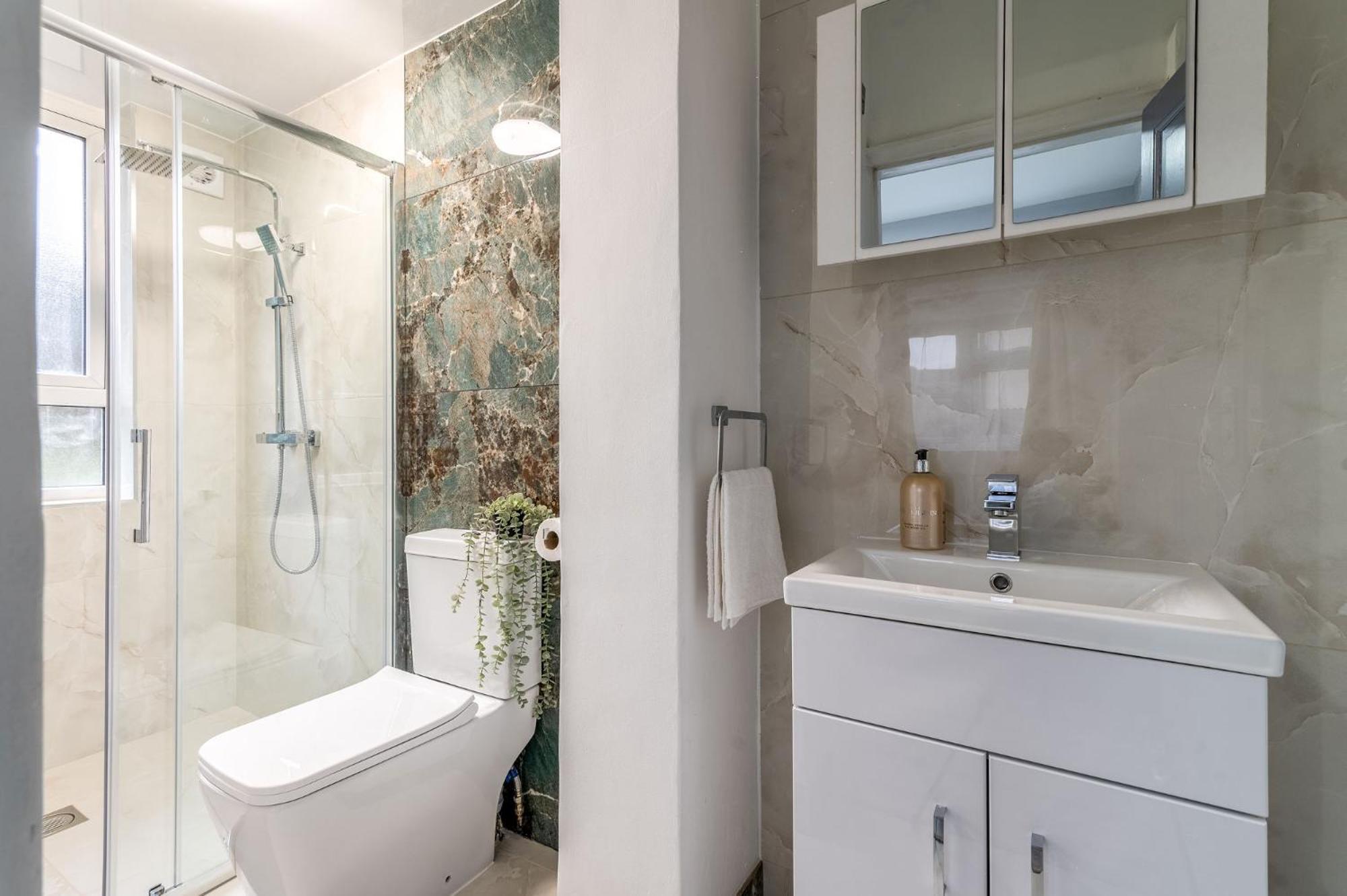 12 Elmwood Гостевой дом Харроу